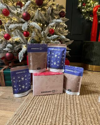 🎄✨Vánoční Kávová hádanka 4x200 g ✨🎄 Hravý vánoční degustační set pro všechny, kdo milují překvapení. 🤫❤️ Čtyři výběrové...
